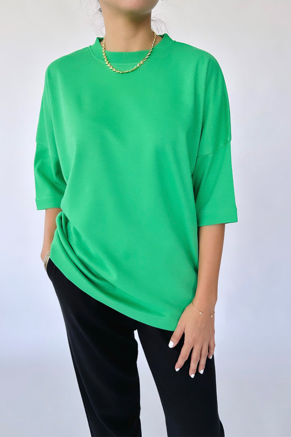 The Luxe Relaxed Tee in Kelly Green