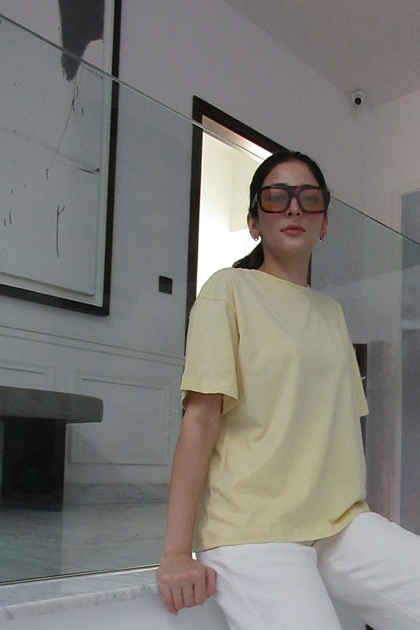 The Boyfriend Tee In Butter Yellow