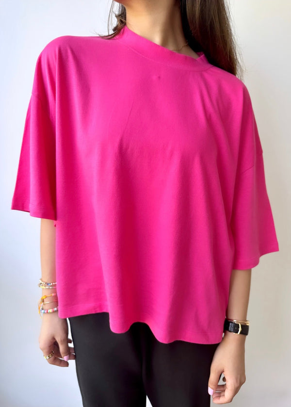 The Boxy Crop Tee In Vivid Pink