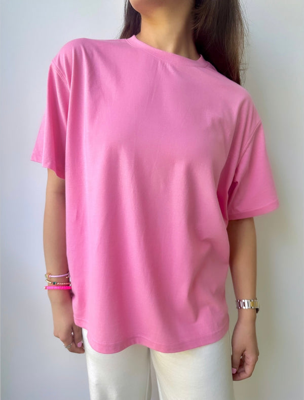 The Boyfriend Tee In Candy Pink