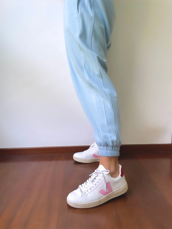 The Relaxed Jogger In Winter Blue