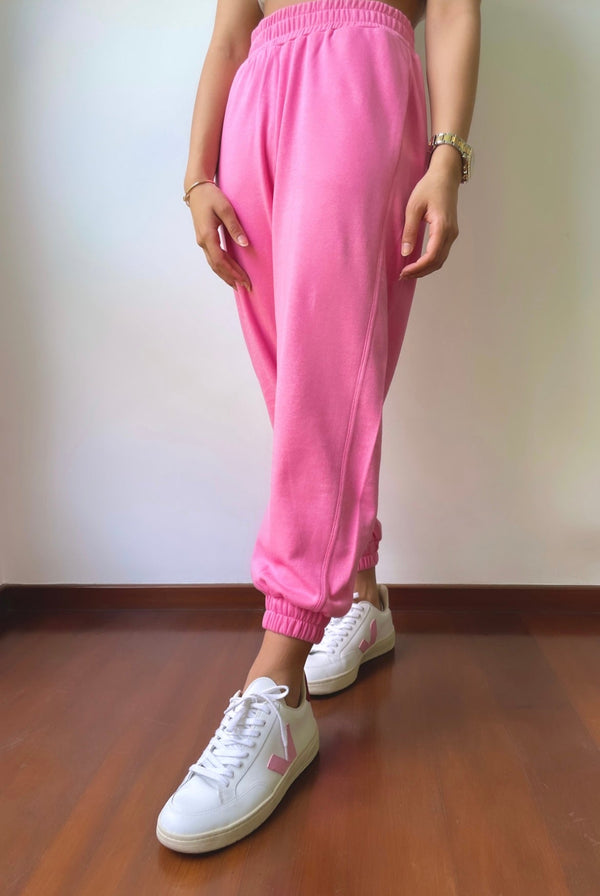 The Relaxed Jogger In Candy Pink